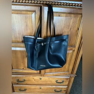 Michael Kors Black Pebbled Leather Tote - GUC